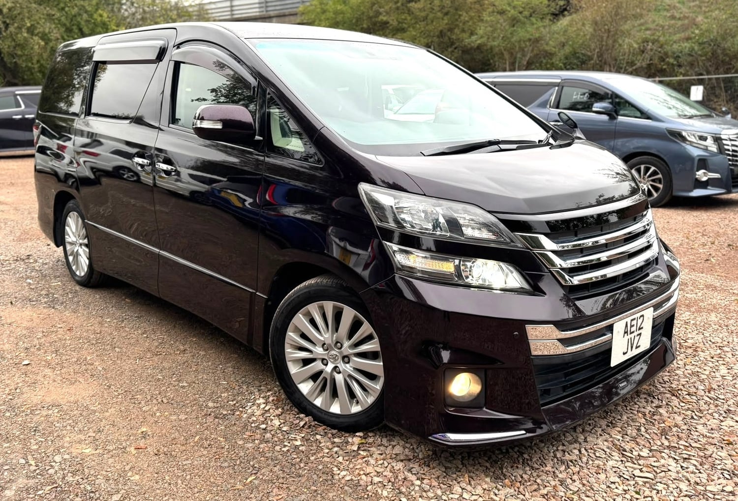 Toyota Vellfire March