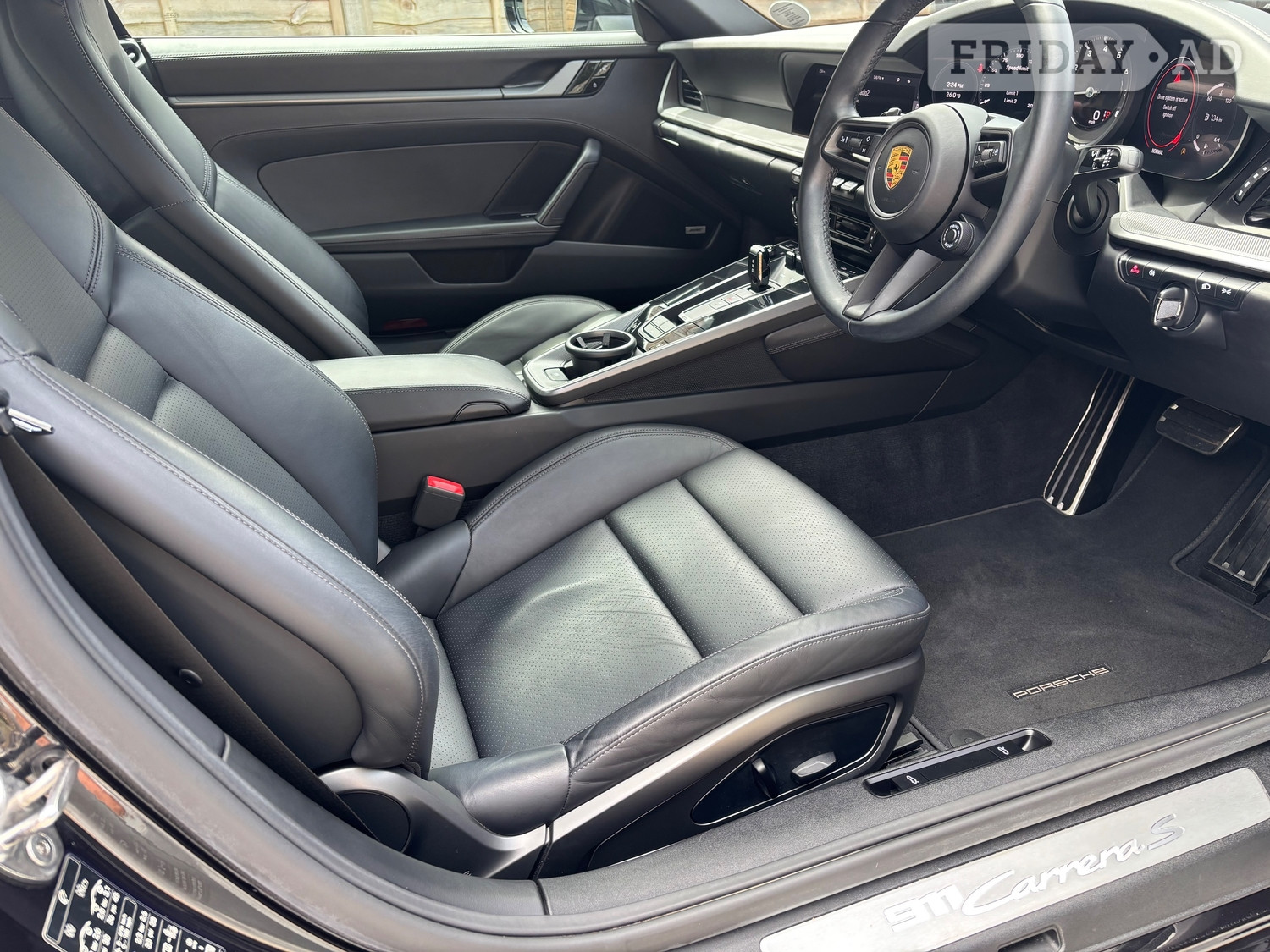 [ berth ]Porsche 911
