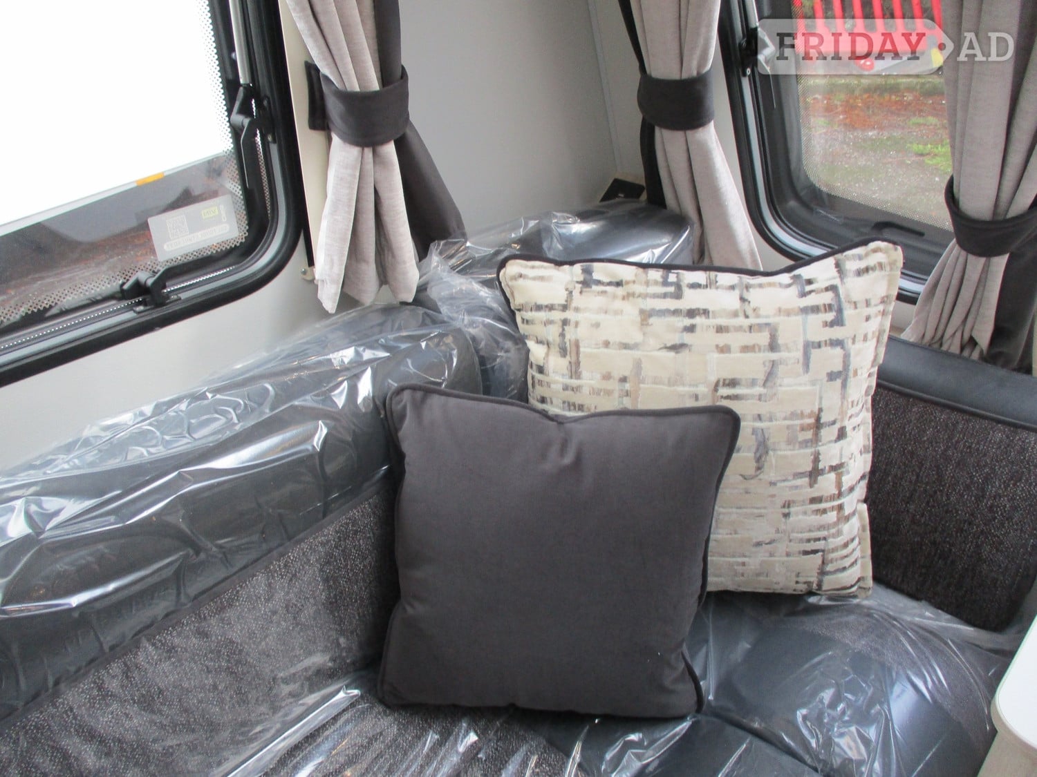 [ berth ]Elddis Avante 860