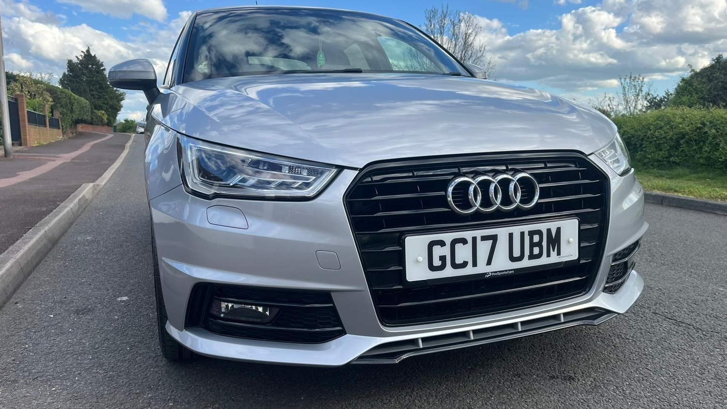 Audi A1 2017 - Cars