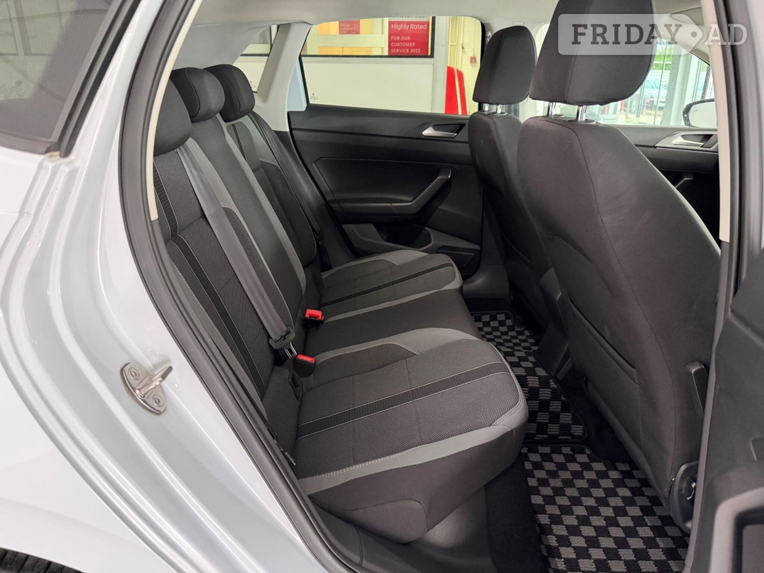 Volkswagen Polo 2018 - Cars