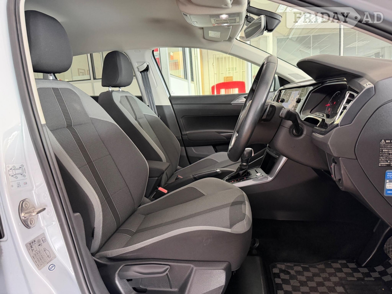 Volkswagen Polo 2018 - Cars in Sandhurst
