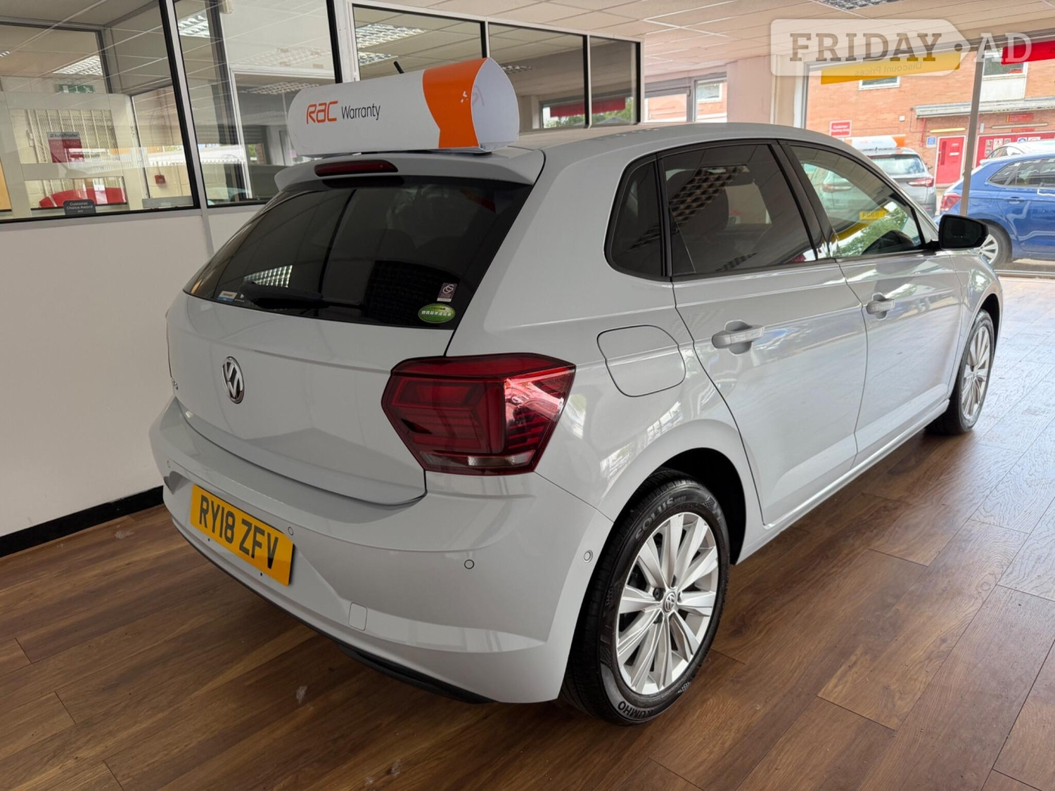 [ berth ]Volkswagen Polo