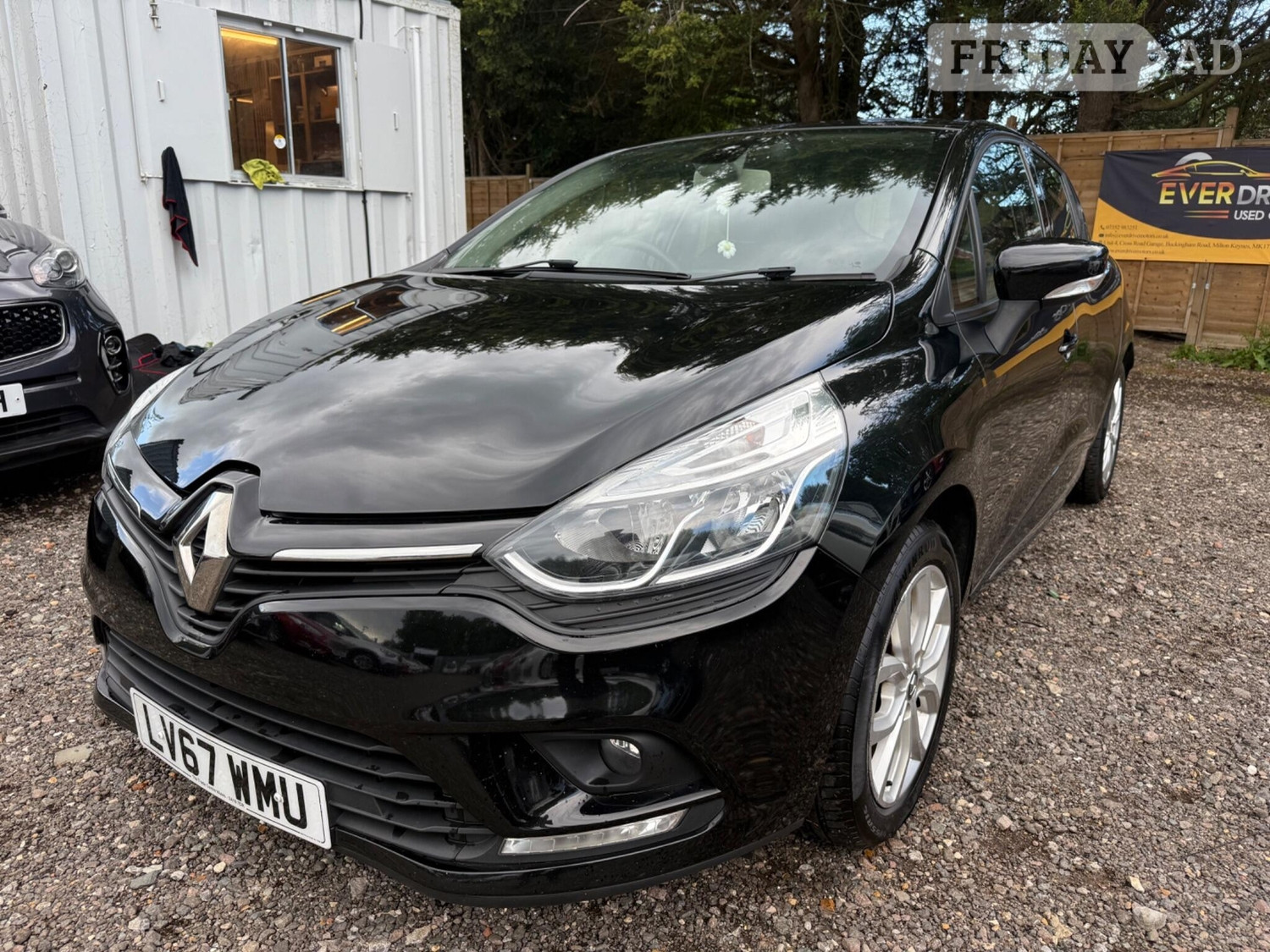 Renault Clio 2017 - Cars