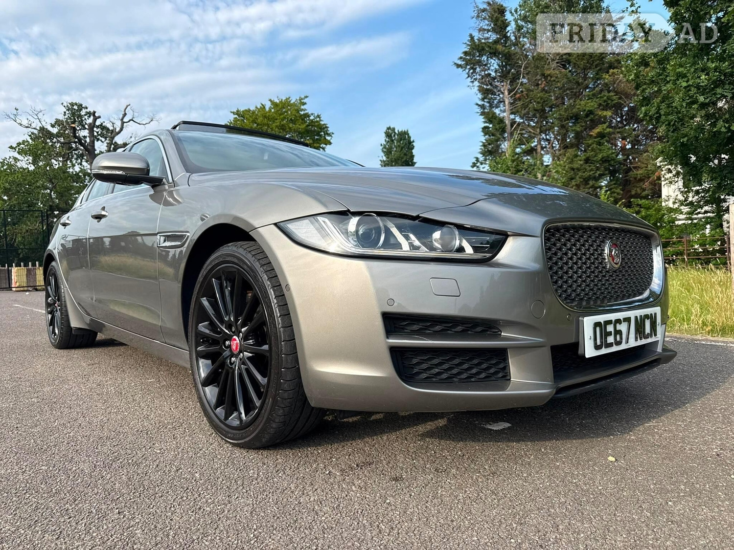 [ berth ]Jaguar XE