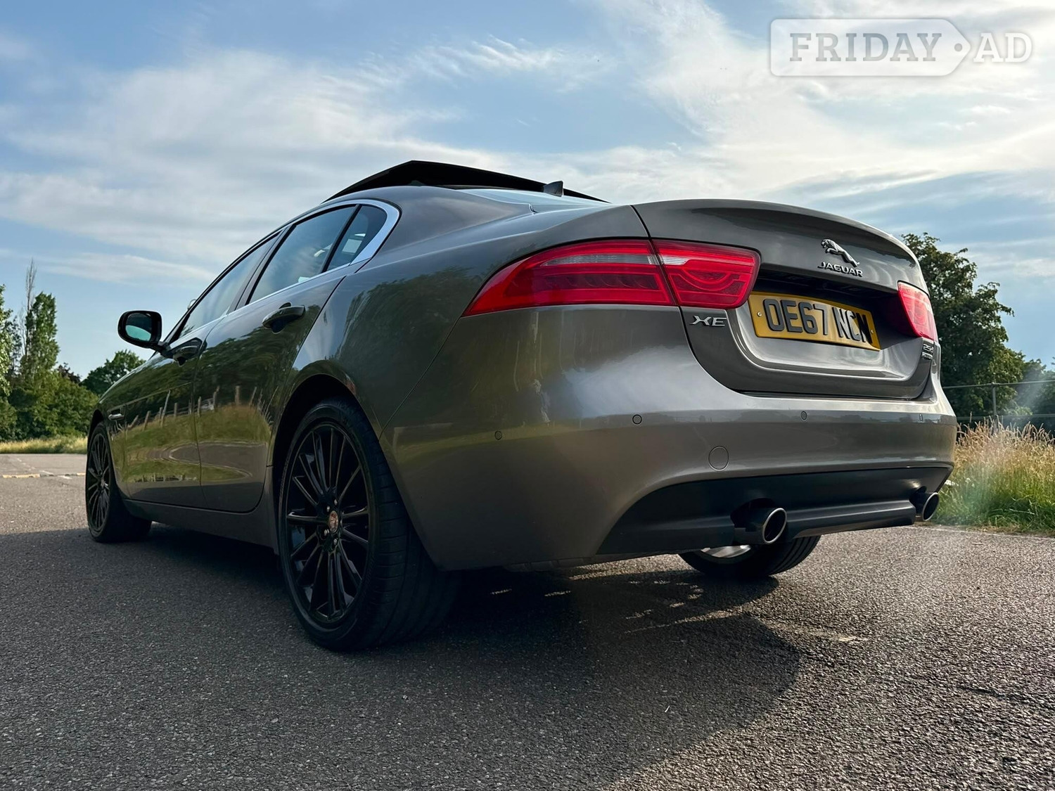 Jaguar XE 2017 - Cars