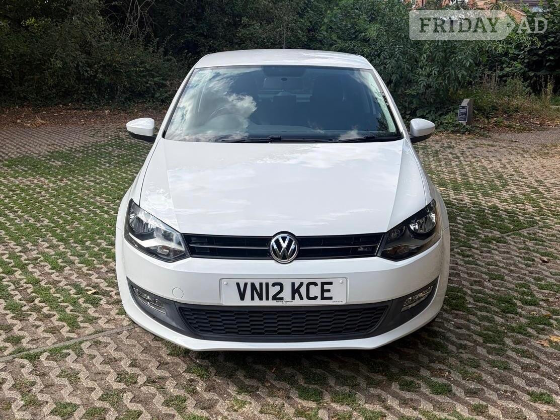 Volkswagen Polo 2012 - Cars