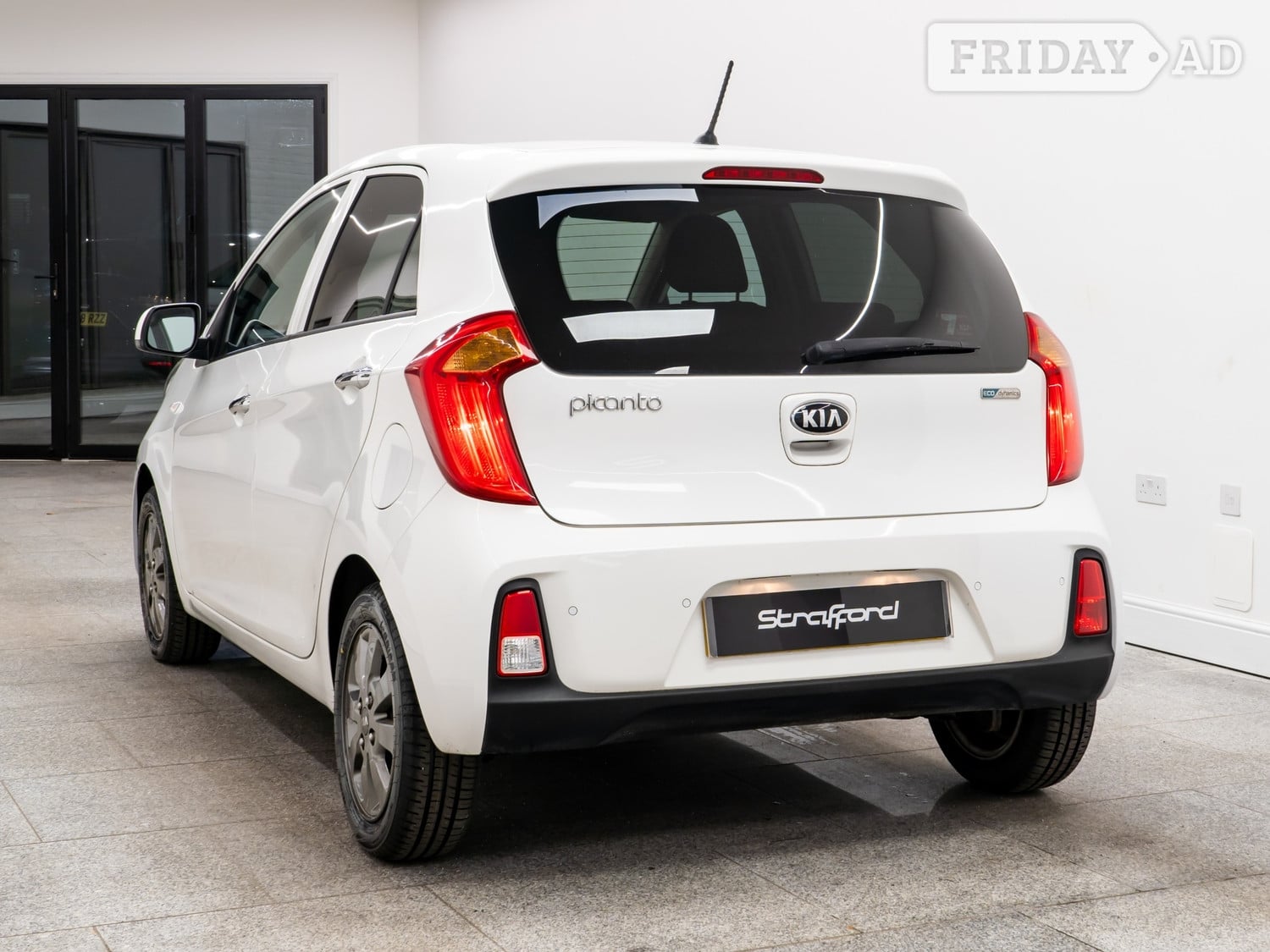 Kia Picanto 2016 - Cars in Brighton