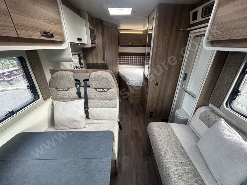 Swift Escape 664 2020 for sale - Motorhomes & Caravans in Northampton