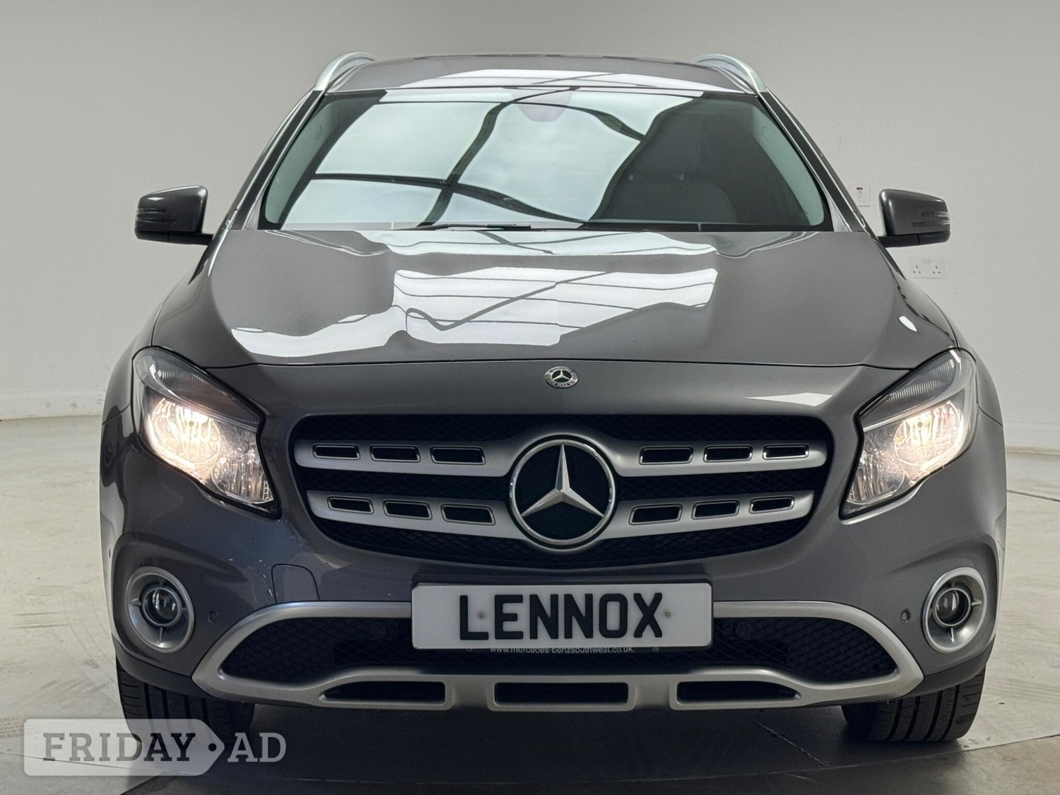 Mercedes-Benz GLA Brent