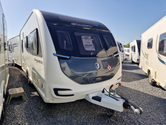 Swift Elegance 480 2021