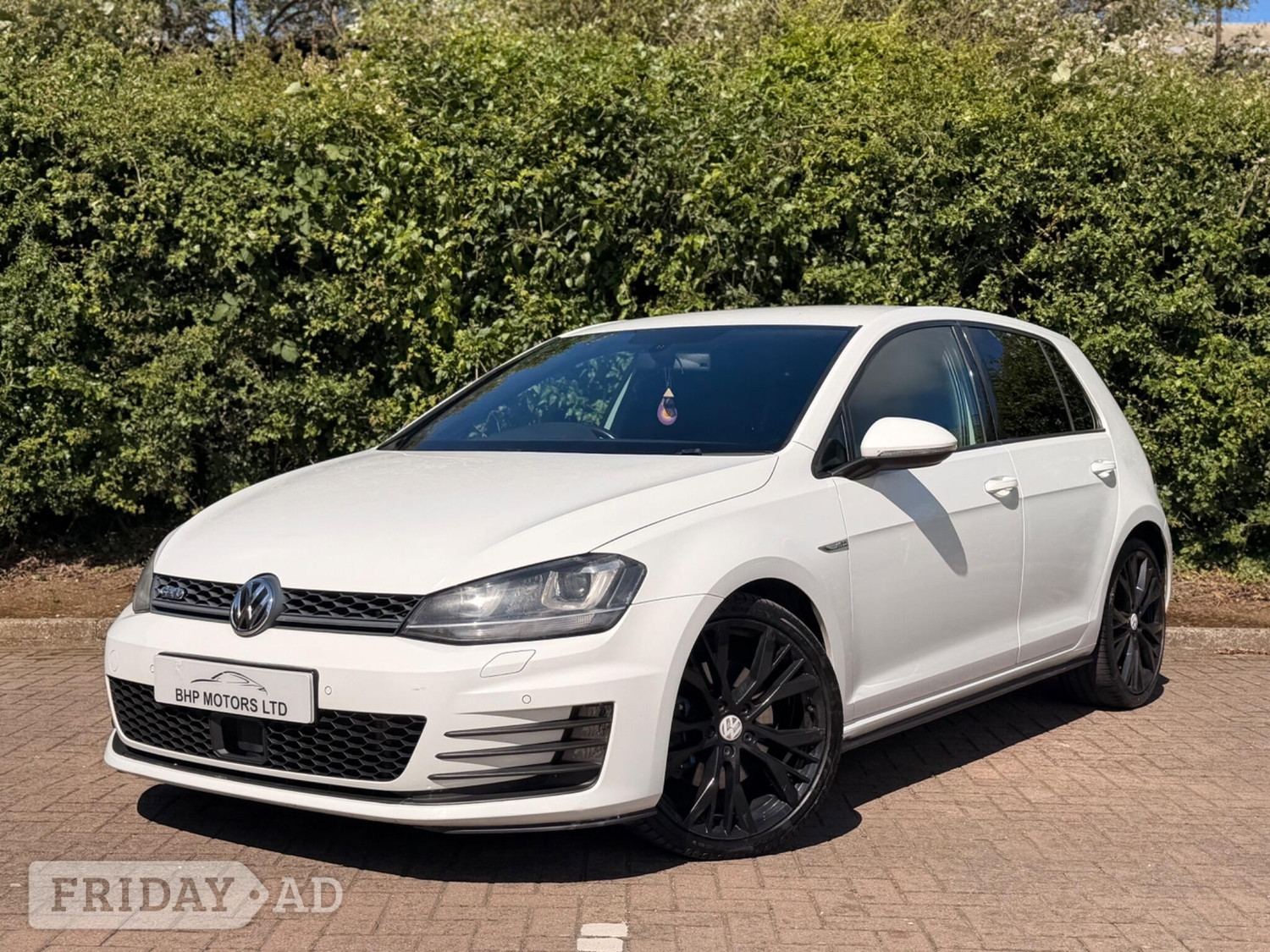 [ berth ]Volkswagen Golf