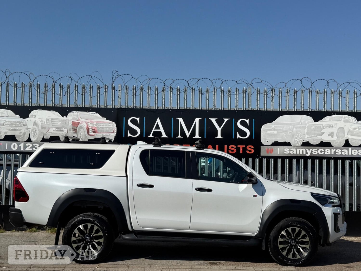 [ berth ]Toyota Hilux