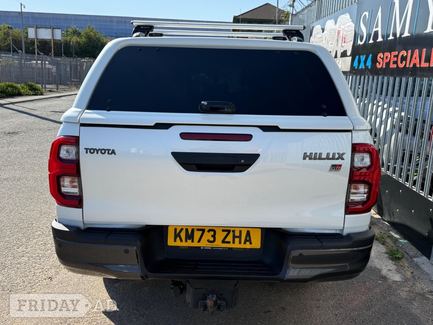 Toyota Hilux 2023 - Vans & Commercial Vehicles