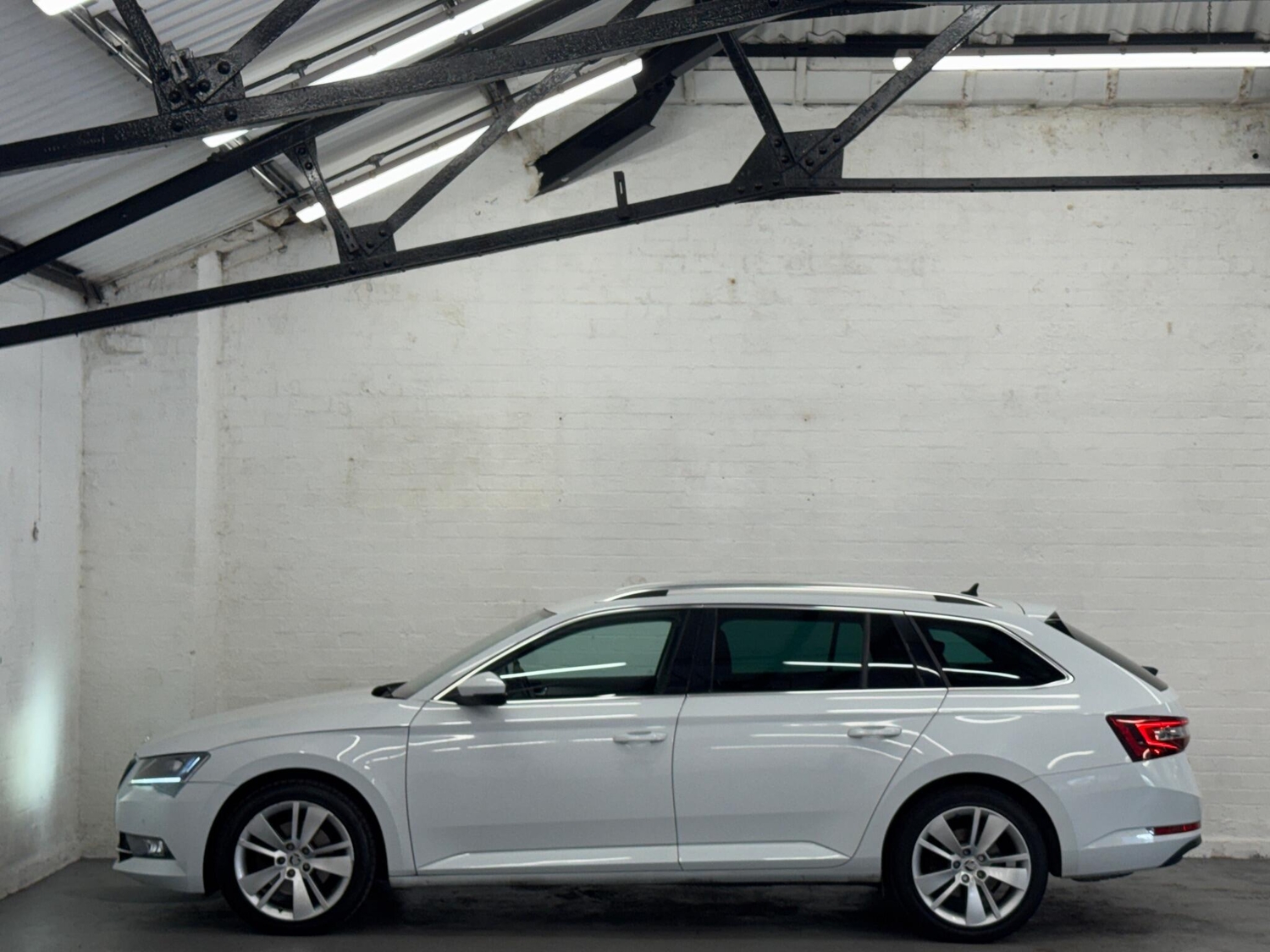 [ berth ]Skoda Superb