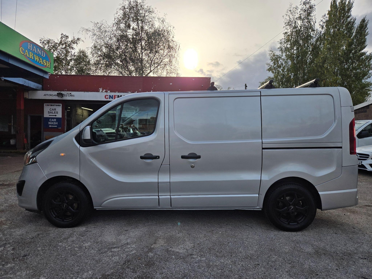 Vauxhall Vivaro 2016 - Vans & Commercial Vehicles in Walsall