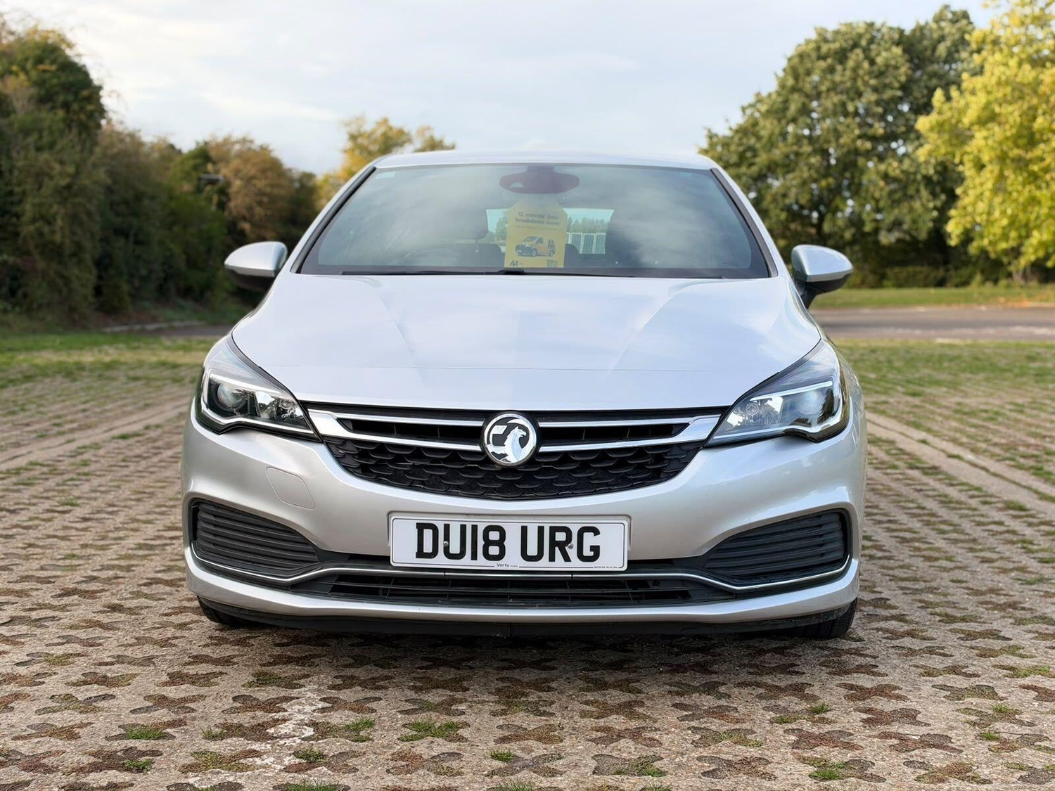 [ berth ]Vauxhall Astra