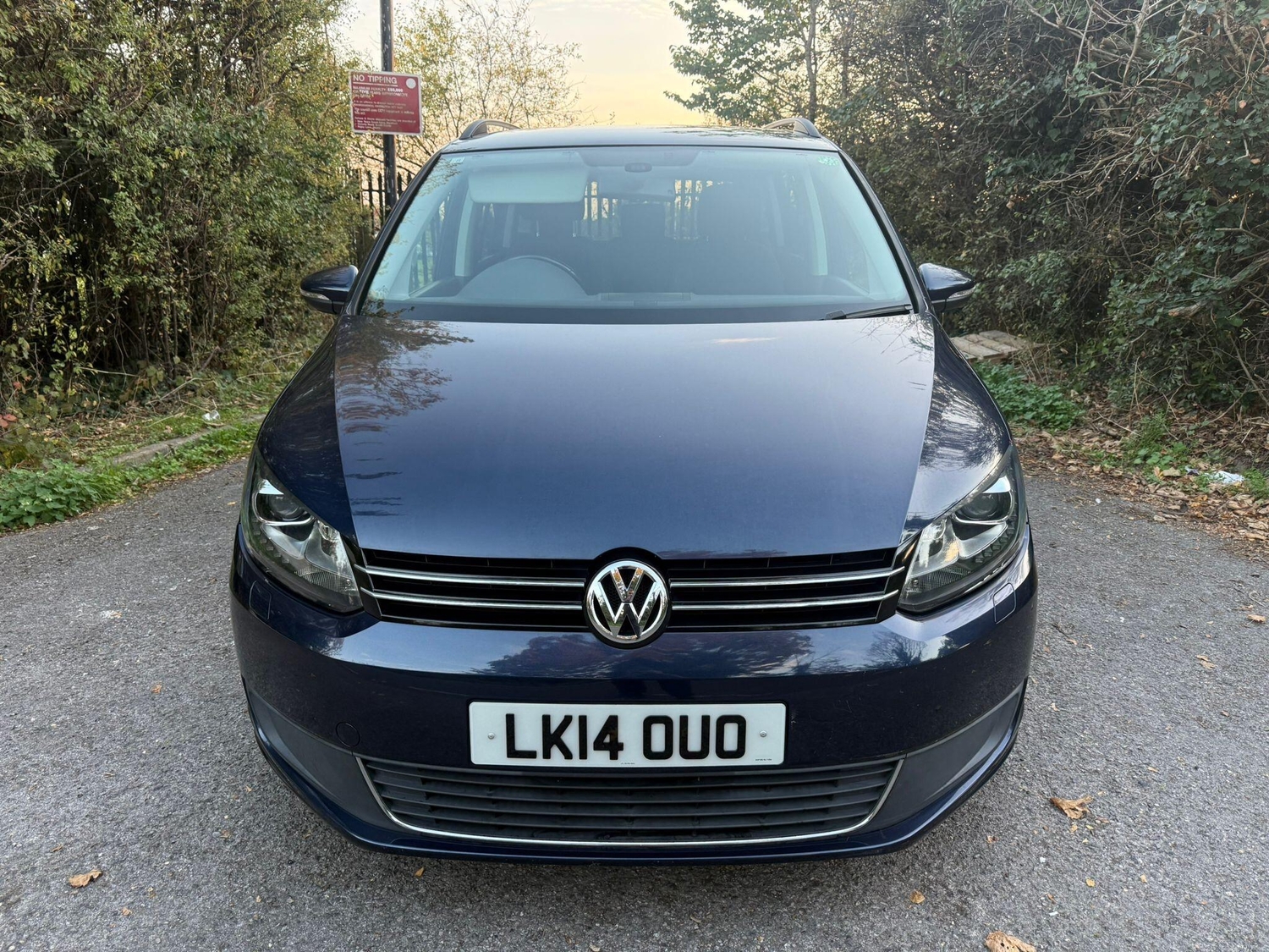 Volkswagen Touran 2014 - Cars in Hayes