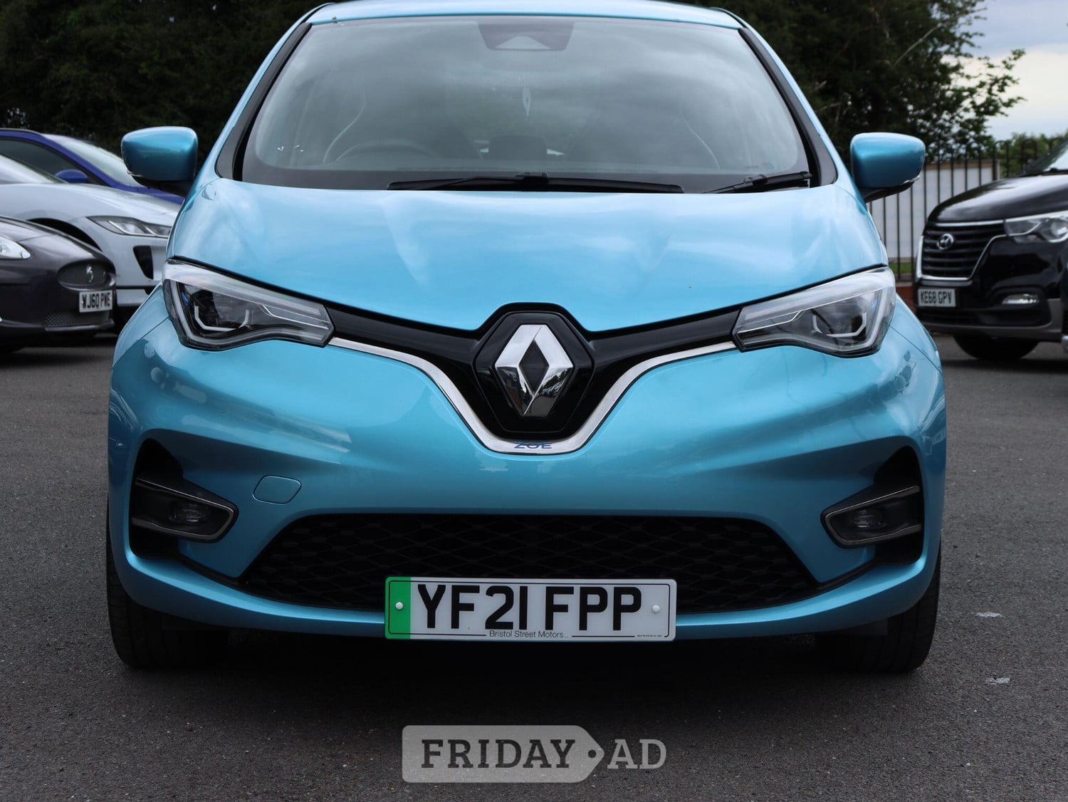 [ berth ]Renault Zoe