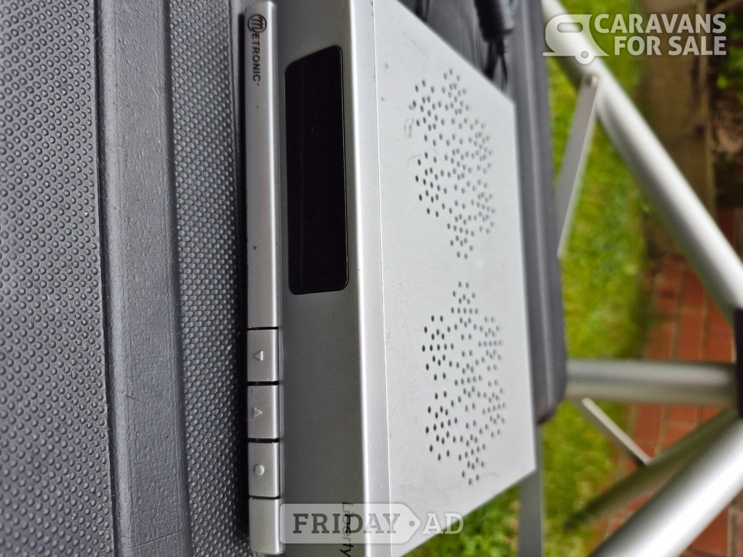 Satellite system and tripod in Grimsby