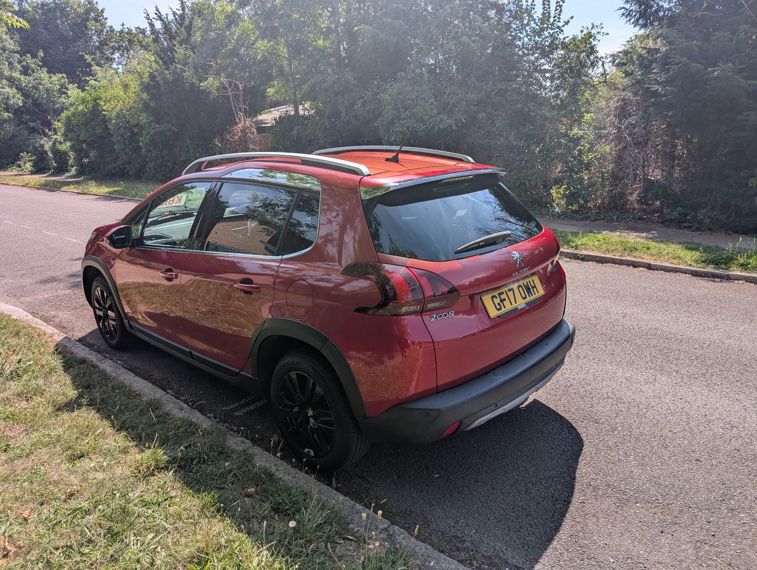 Peugeot 2008 2017 - Cars