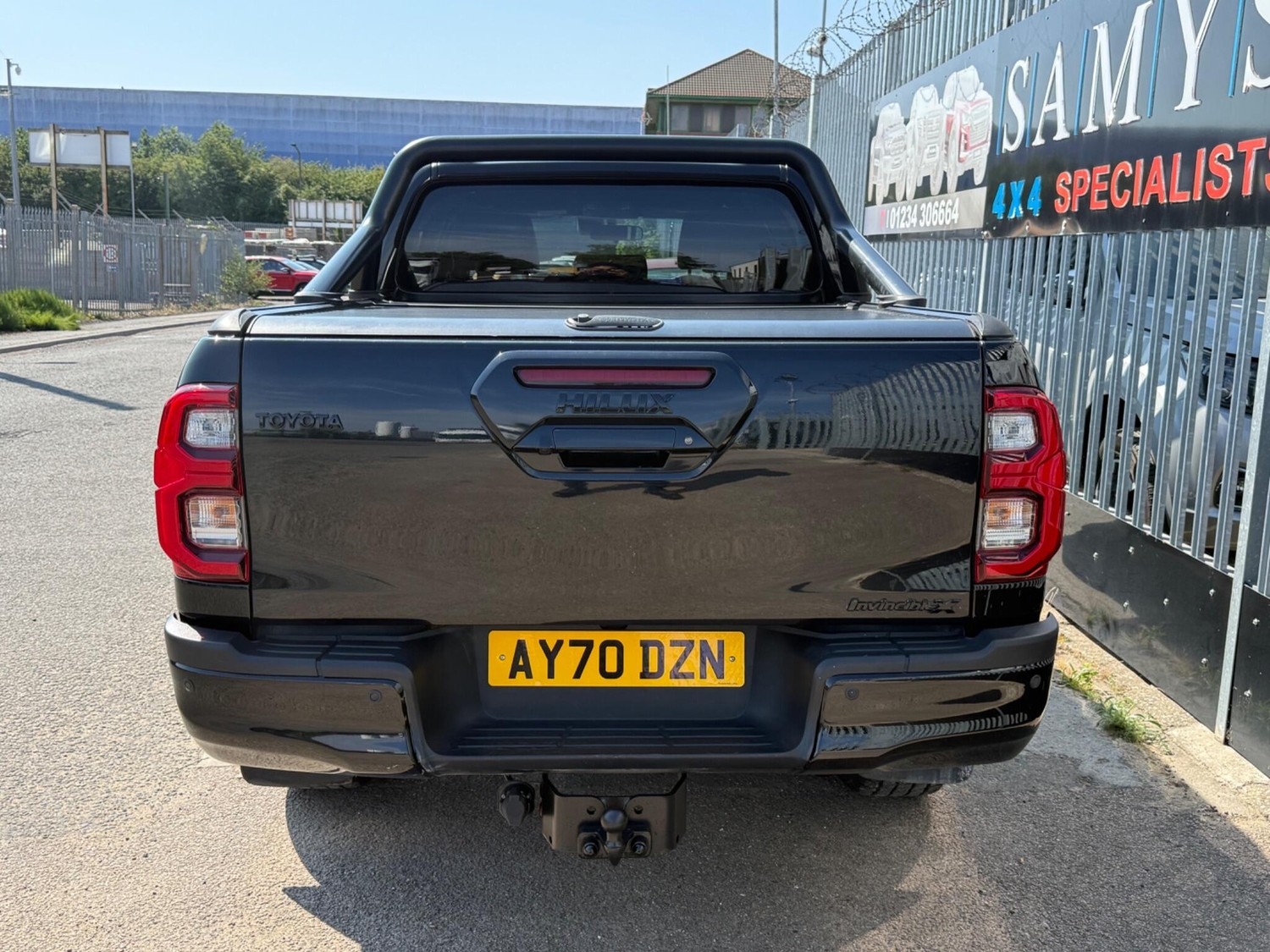 Toyota Hilux 2020 - Vans & Commercial Vehicles