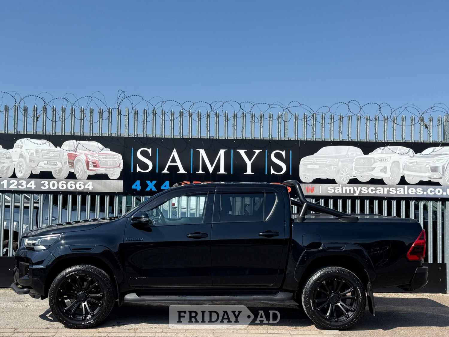 Toyota Hilux 2020 - Vans & Commercial Vehicles in Bedford