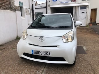 Toyota IQ 2009