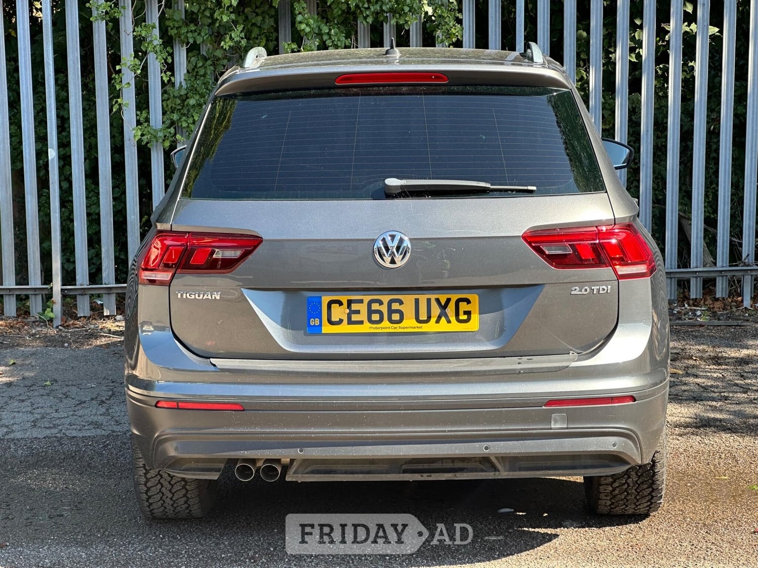 Volkswagen Tiguan 2016 - Cars