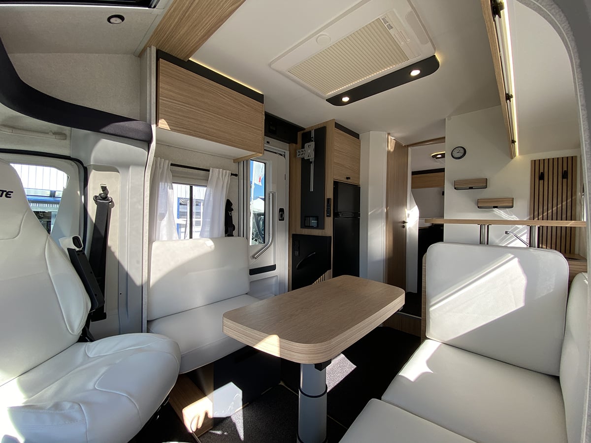 Pilote Evidence P740 FGJ 2025 for sale - Motorhomes & Caravans in Newark