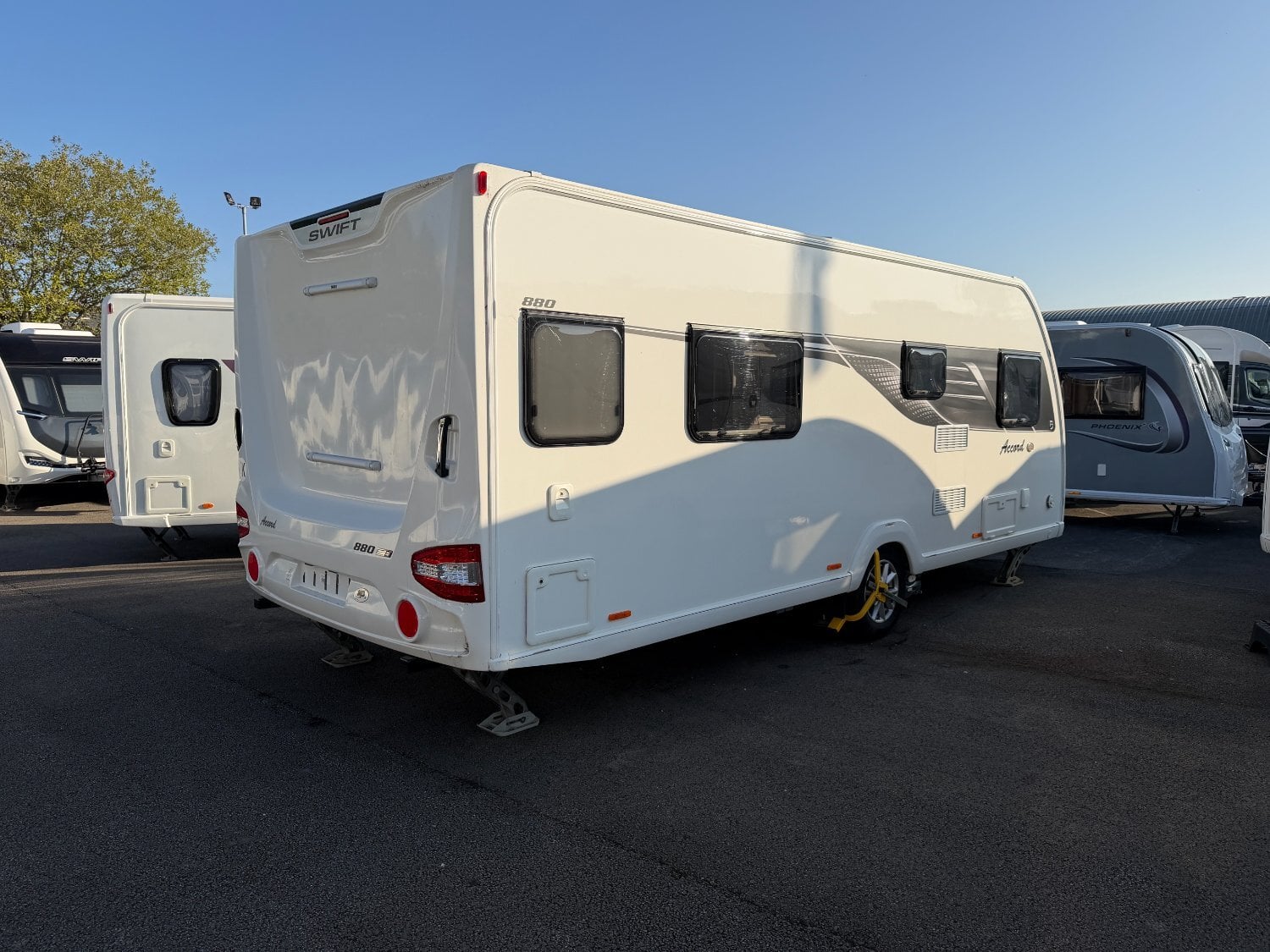 [ berth ]Swift Accord 880