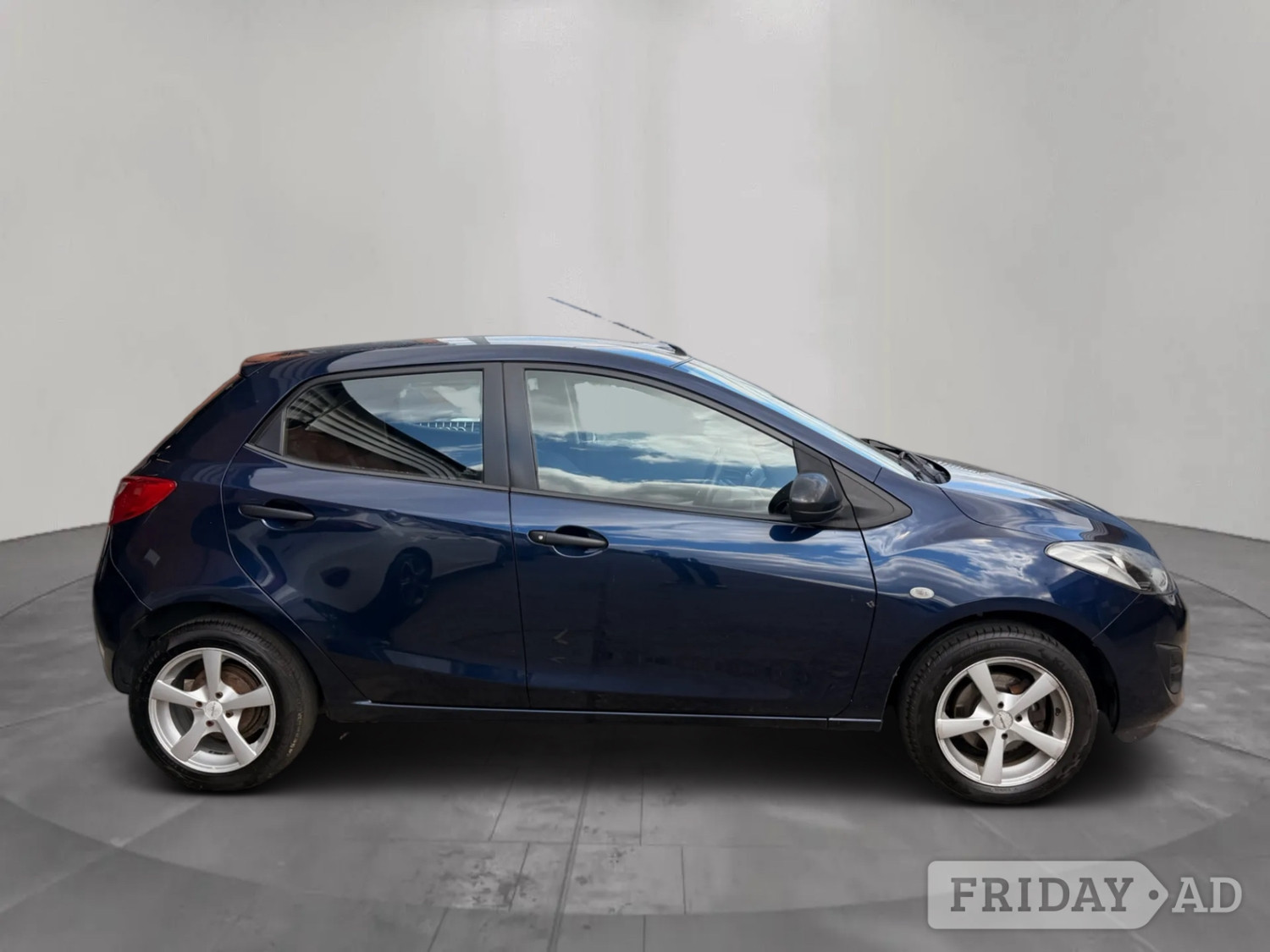 [ berth ]Mazda Mazda2