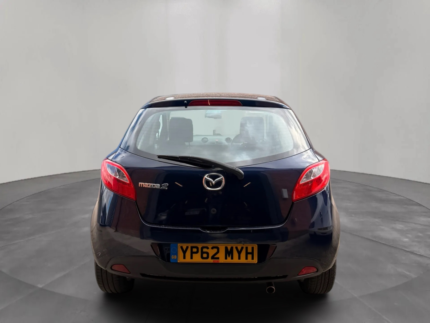 Mazda Mazda2 2012 - Cars
