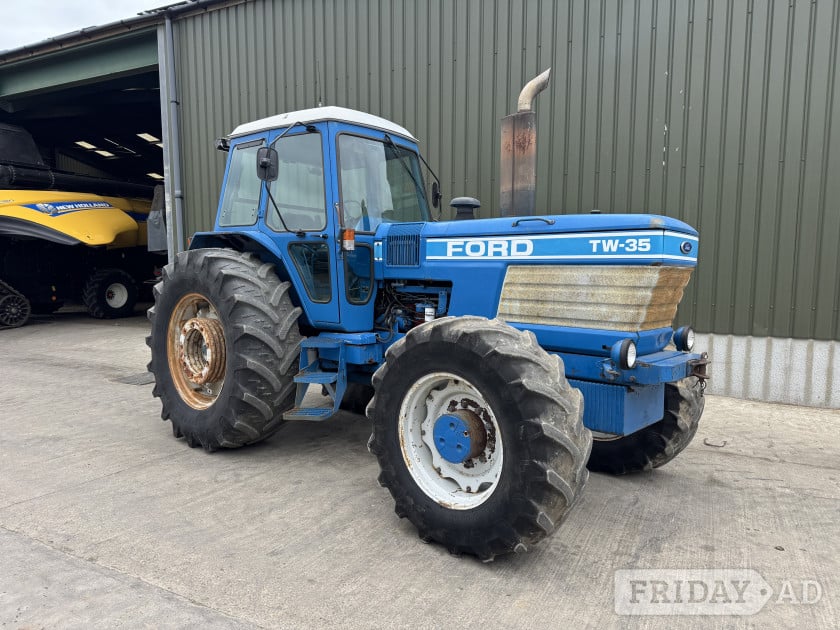 Ford  () Tractor in York