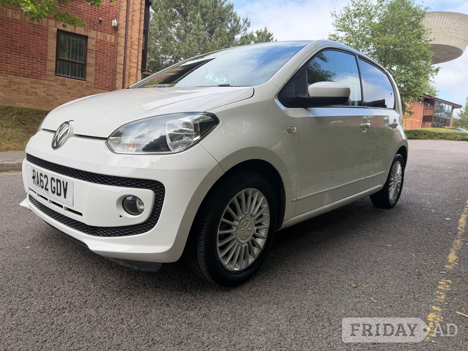 [ berth ]Volkswagen Up