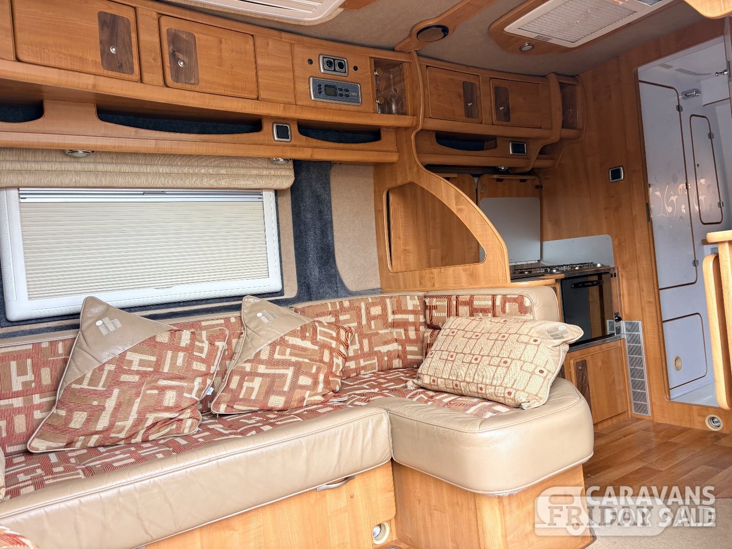 [ berth ]IH Motorhomes Oregon