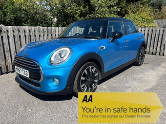 Mini Hatch 2017