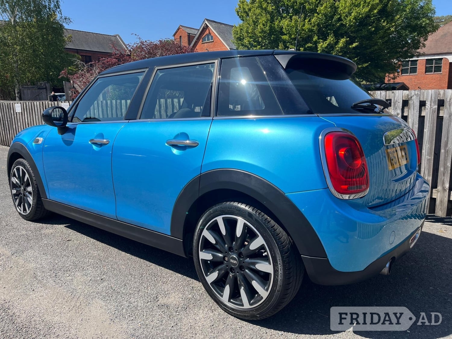 [ berth ]Mini Hatch