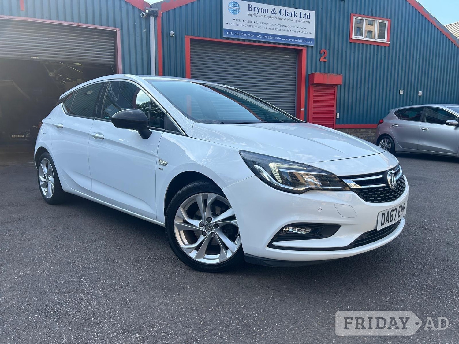 [ berth ]Vauxhall Astra