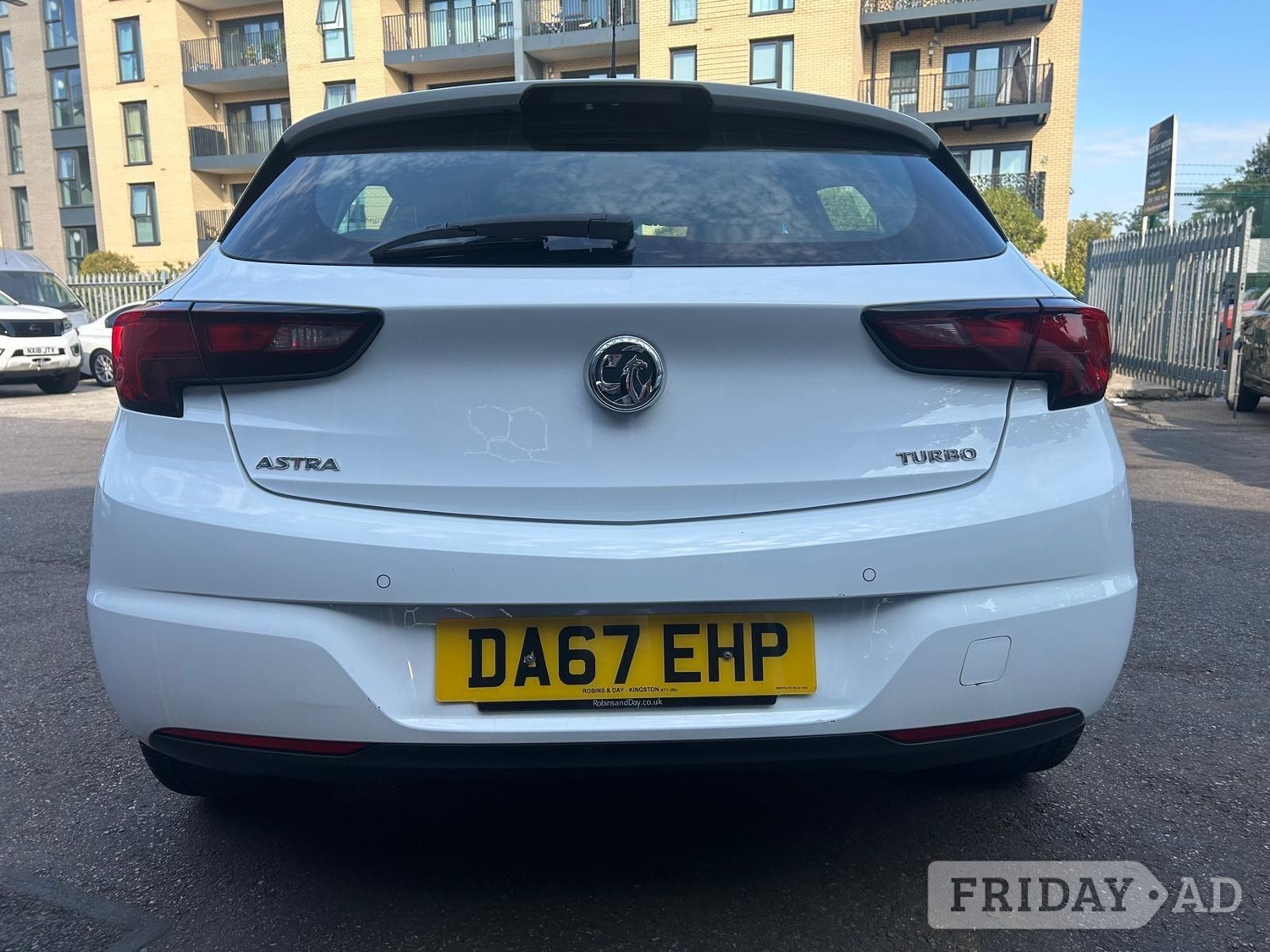 Vauxhall Astra 2017 - Cars in Barnet