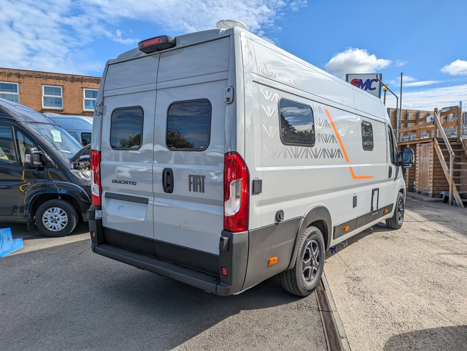 [ berth ]Wildax Europa XL