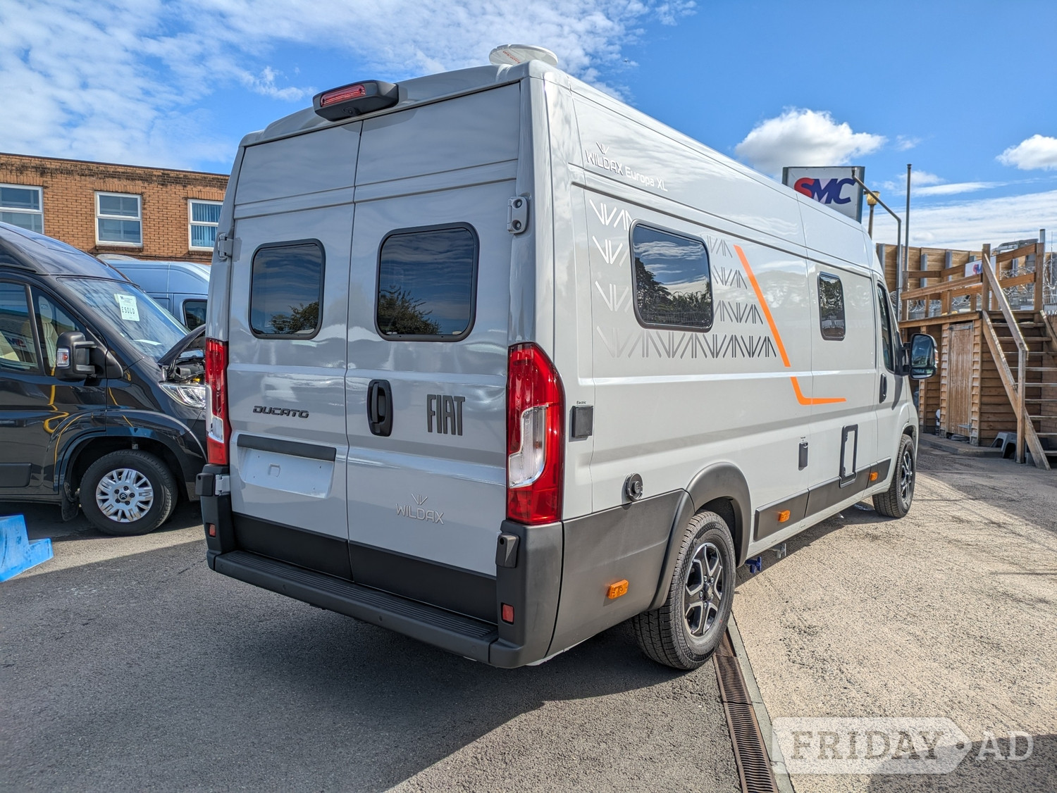 [ berth ]Wildax Europa XL