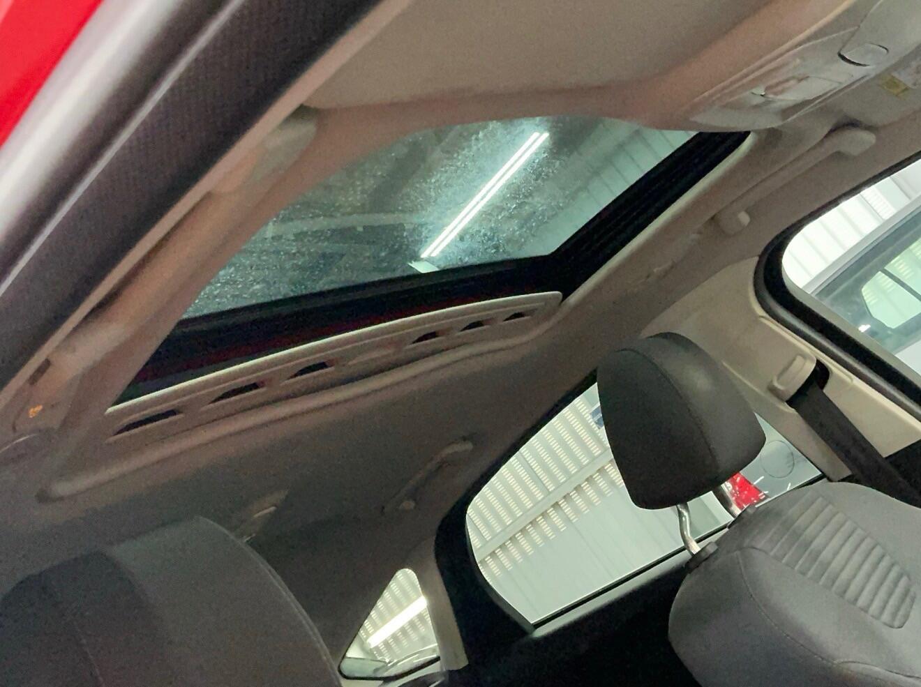 [ berth ]Ford Focus