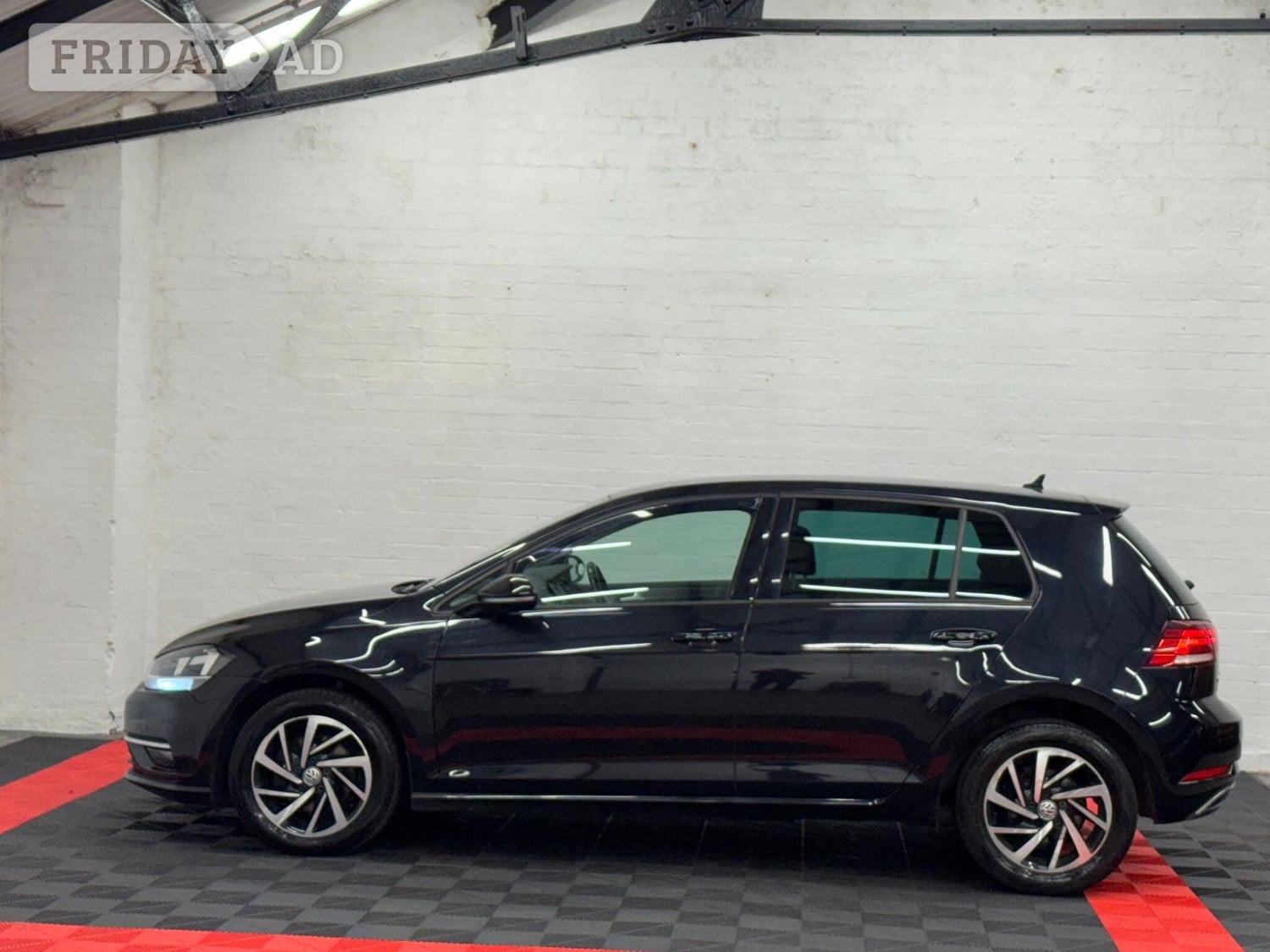 [ berth ]Volkswagen Golf