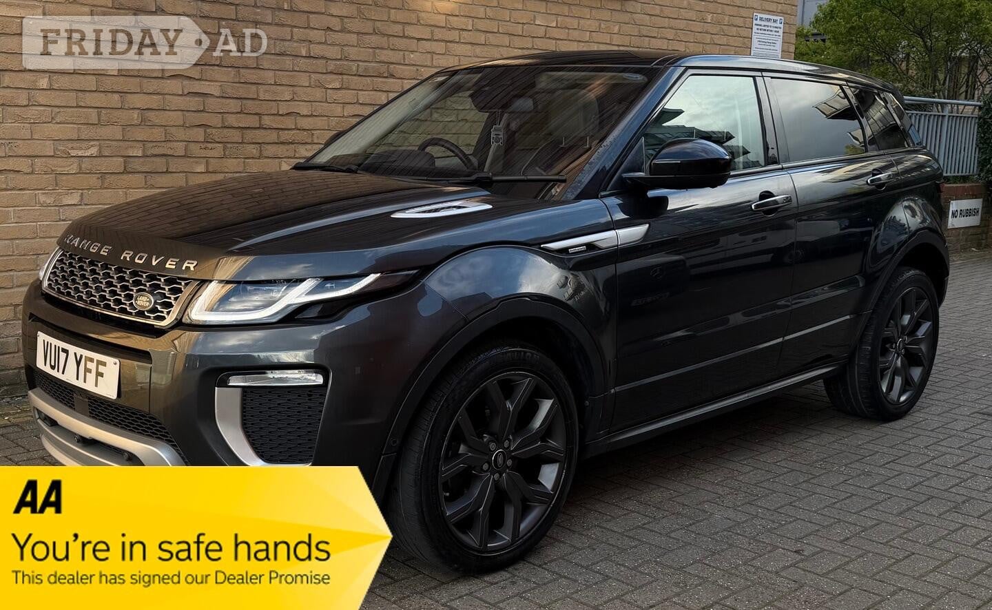 Land Rover Range Rover Evoque 2017 in Willesden