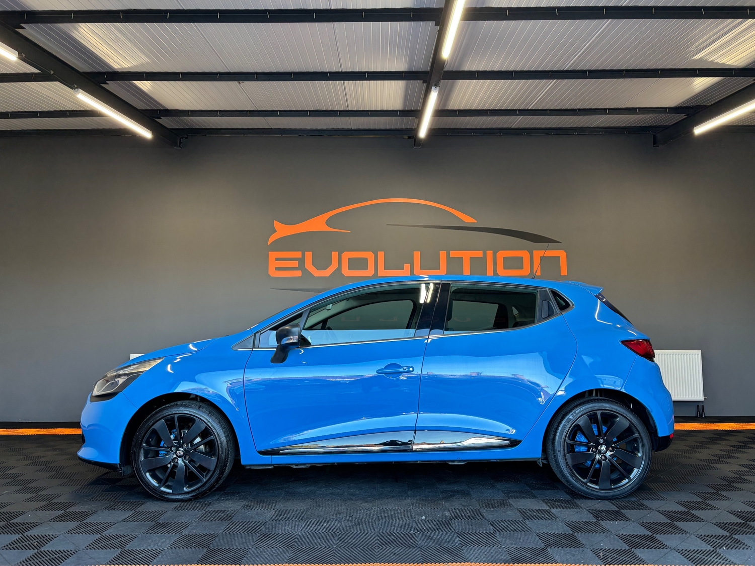 Renault Clio Lochgelly