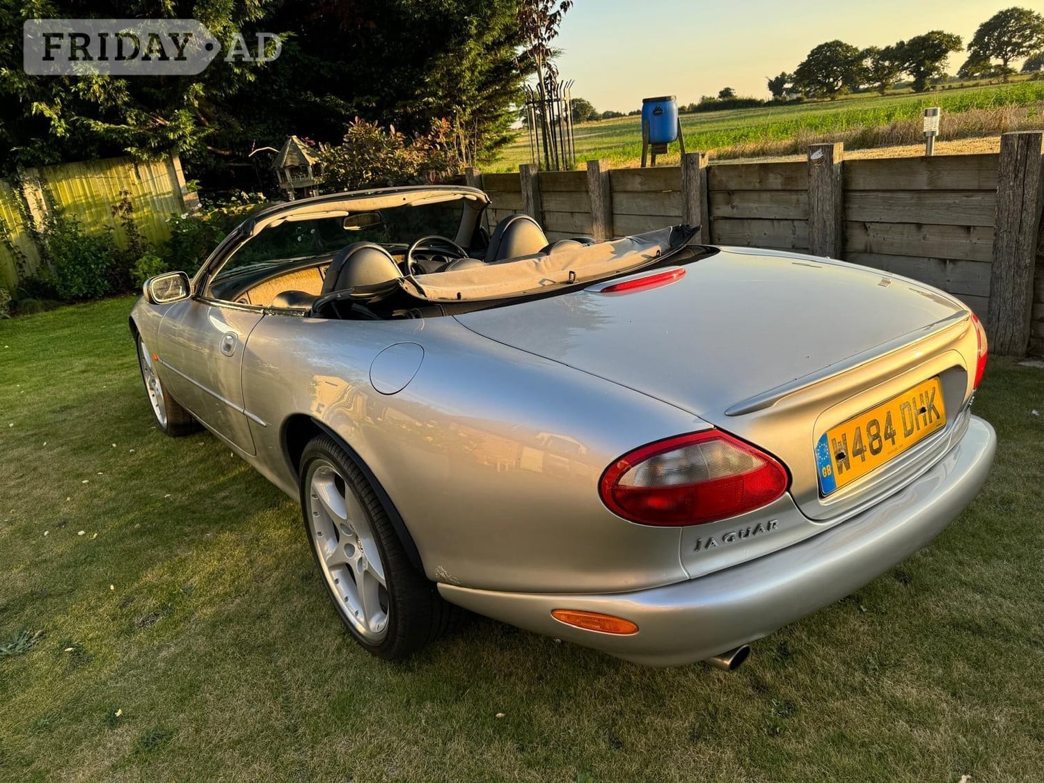 [ berth ]Jaguar XKR