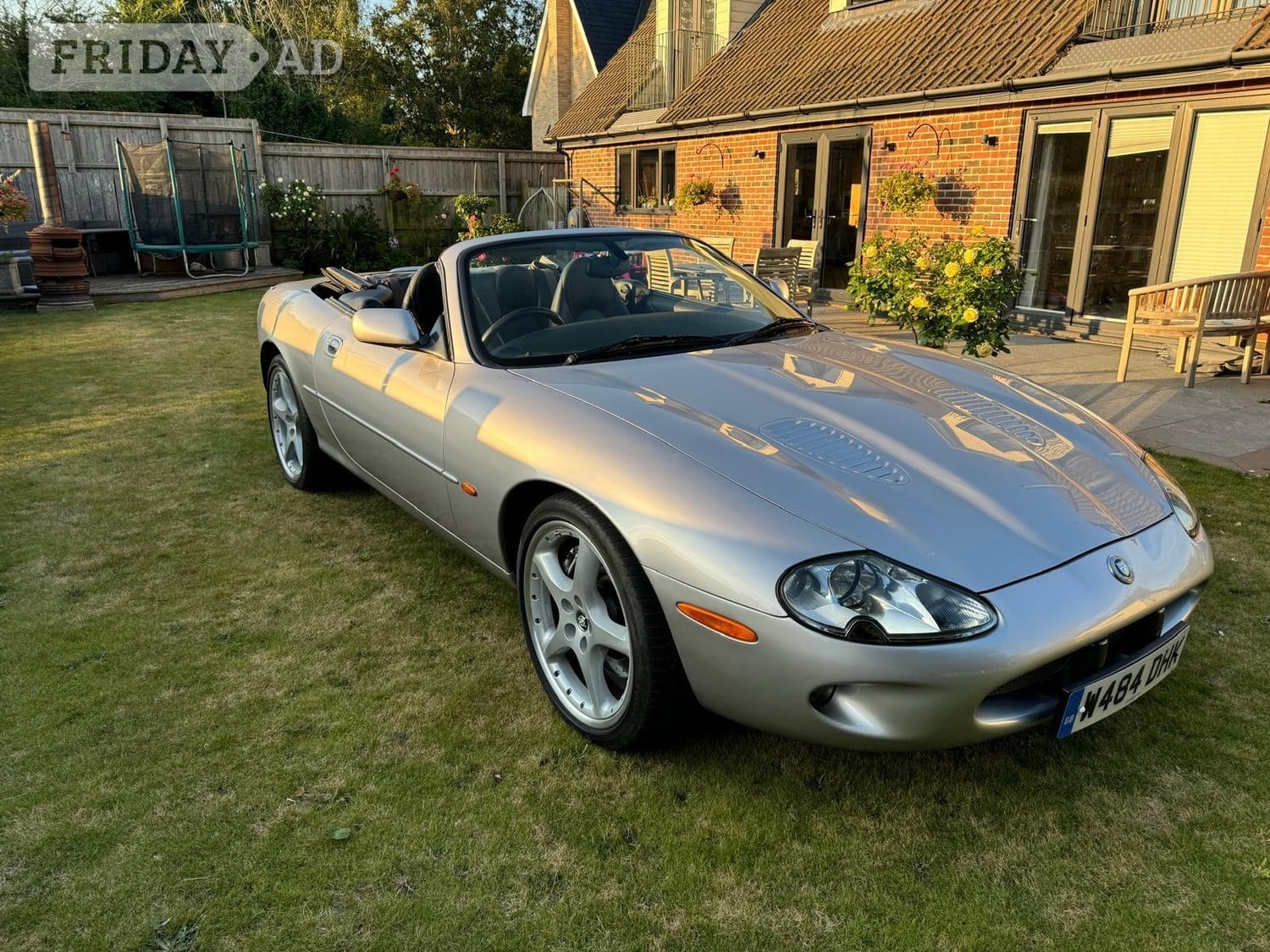 Jaguar XKR 2000 - Cars