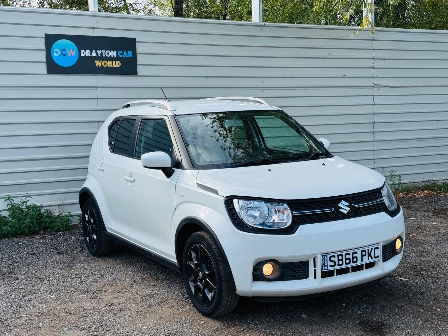Suzuki Ignis 2016 - Cars in Hillingdon
