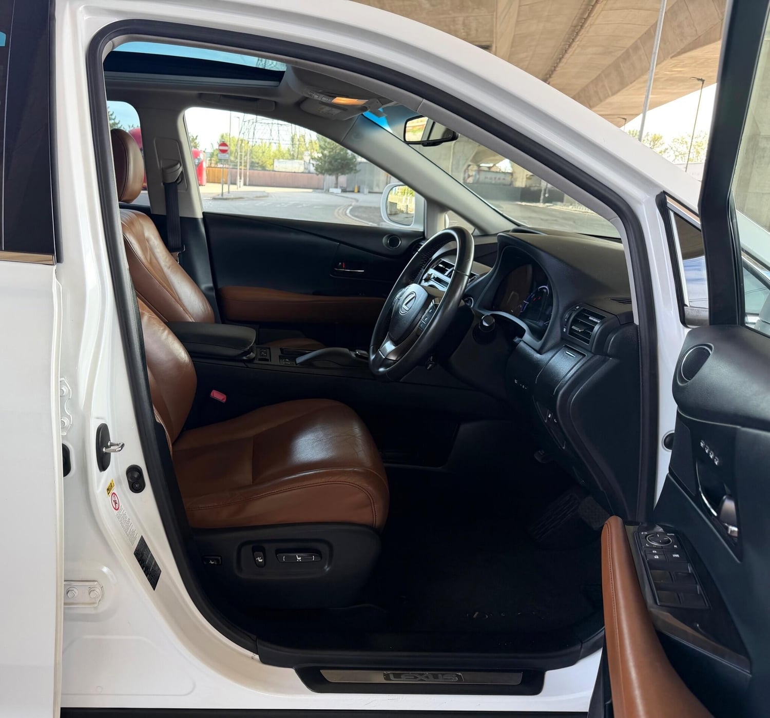 [ berth ]Lexus RX